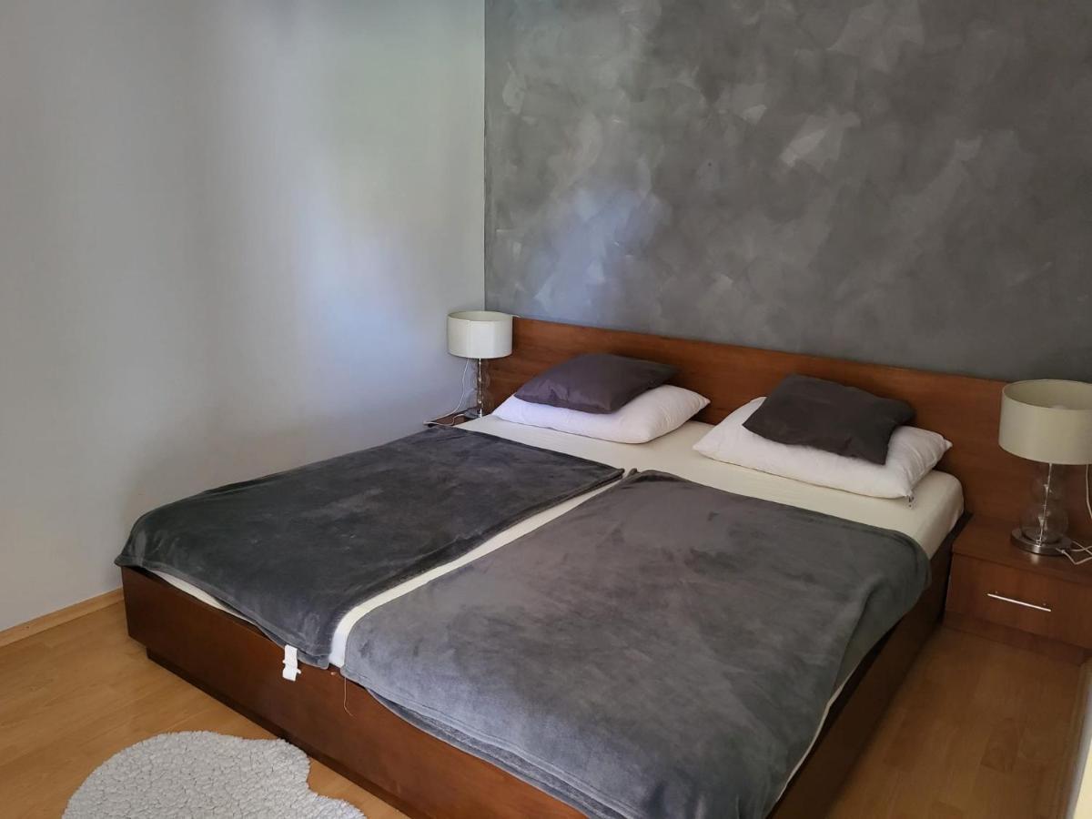 Apartments Grgic Njivice Kültér fotó
